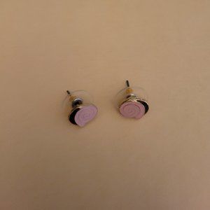 Francesca's Mini Snail Earrings